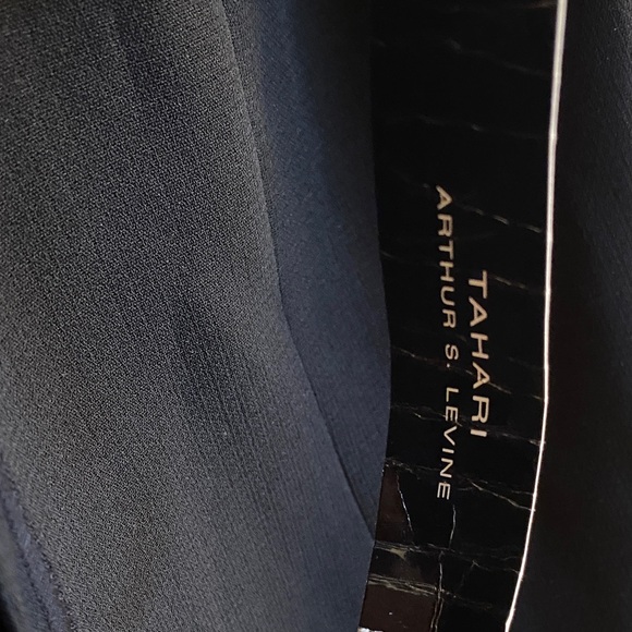 Elegant Black Women's Blazer - Picture 10 of 16